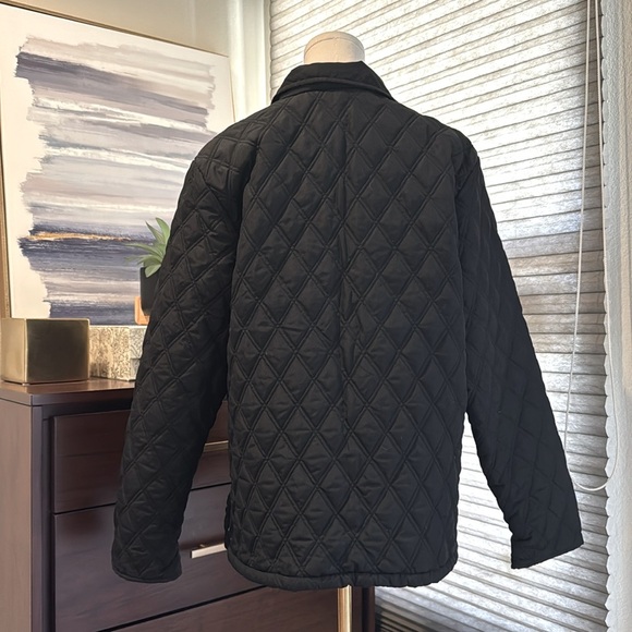 Woman's Devonshire Cream - Black Diamond Quilted Jacket. Size M - Picture 4 of 6